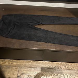 Women’s suede pant leggings